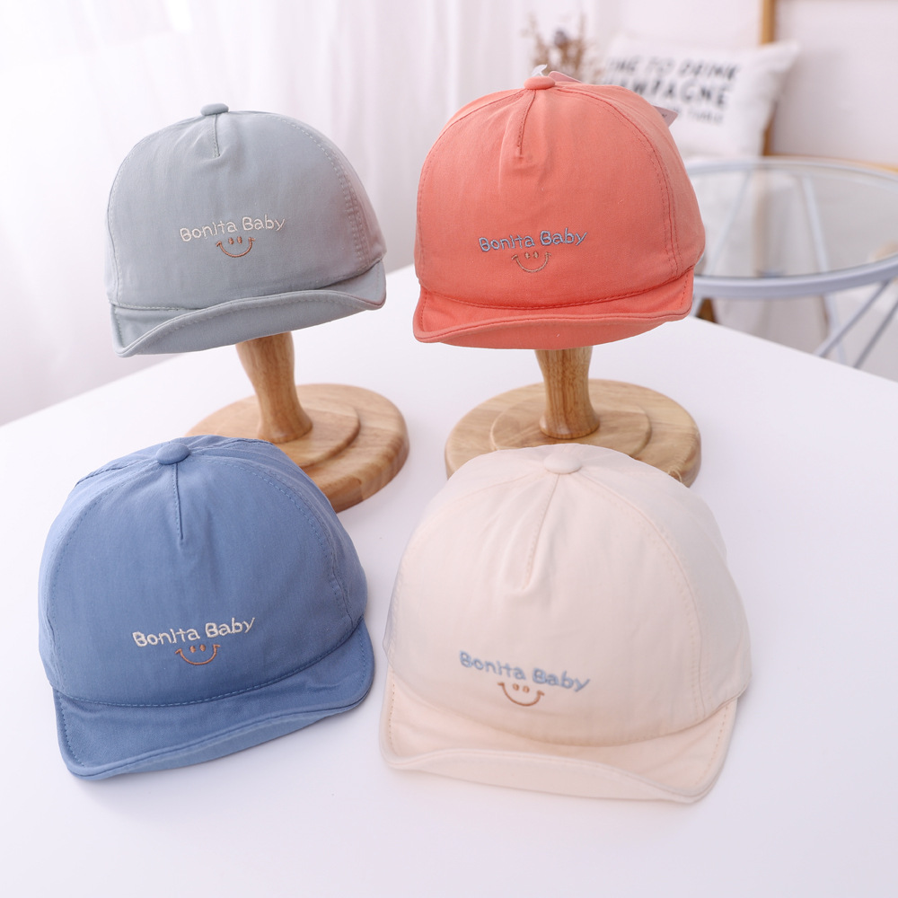 2020 new pattern men and women baby personality Solid Embroidery letter Baseball cap Baby Cap Tidal range