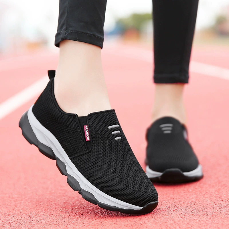 2022 Тканевая обувь Old Beijing Мужская и женская прогулочная обувь на мягкой подошве Повседневные кроссовки для пар Летняя дышащая Летающая обувь для старых