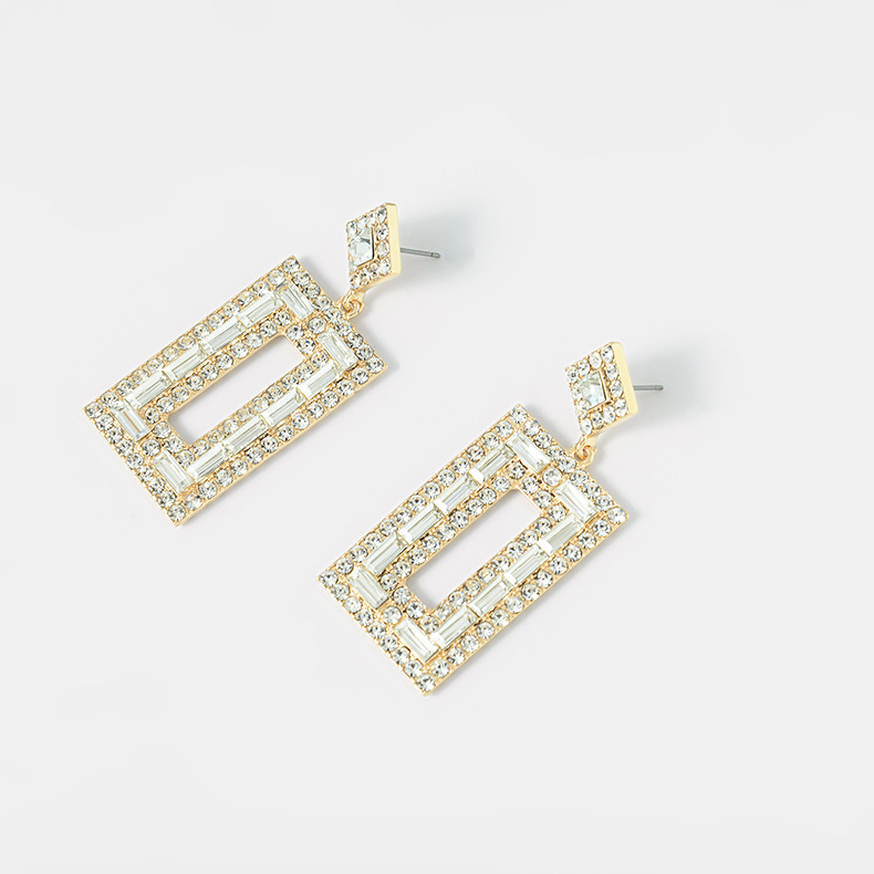 Européen Et Américain Exagérée Populaire Diamant Géométrique Boucles D'oreilles Généreux Et Personnalisé Boucles D'oreilles Rétro Carré En Cristal Boucles D'oreilles D'une Seule Pièce Dropshipping display picture 2