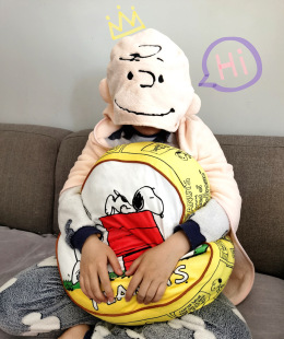 Cute Cartoon Snoopy Charlie House Bedroom Air Conditioning Cloak Cloak Blanket Hooded Coral Fleece Dual-purpose Roll Blanket Children