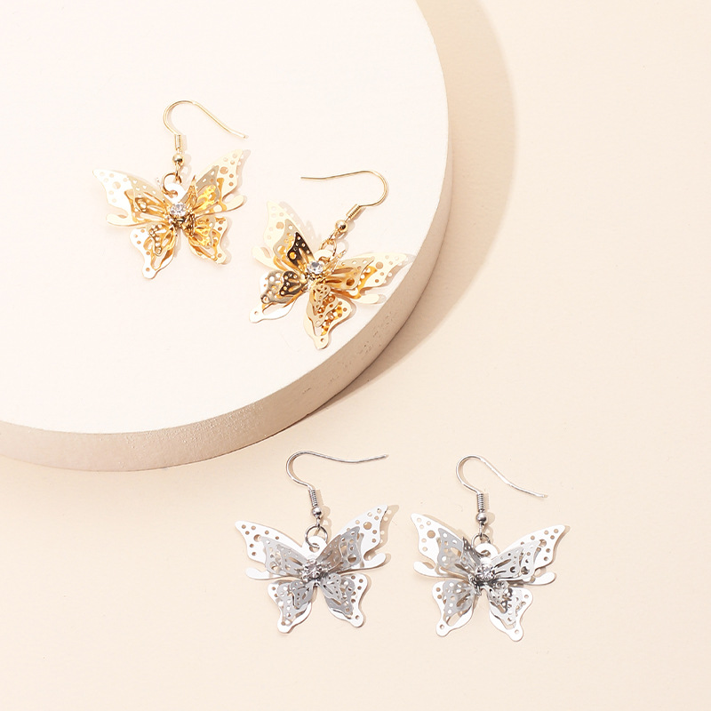 Fashion  Hot Sale Models Zircon Earrings  Gold Three-dimensional Butterfly Earrings For Women Nihaojewelry display picture 1