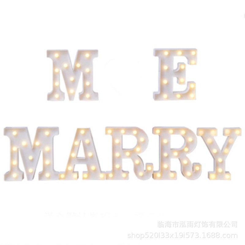 Fabricantes de la fuente al por mayor INS Venta caliente 26 letras inglesas LED iluminación digital lámpara fiesta cumpleaños