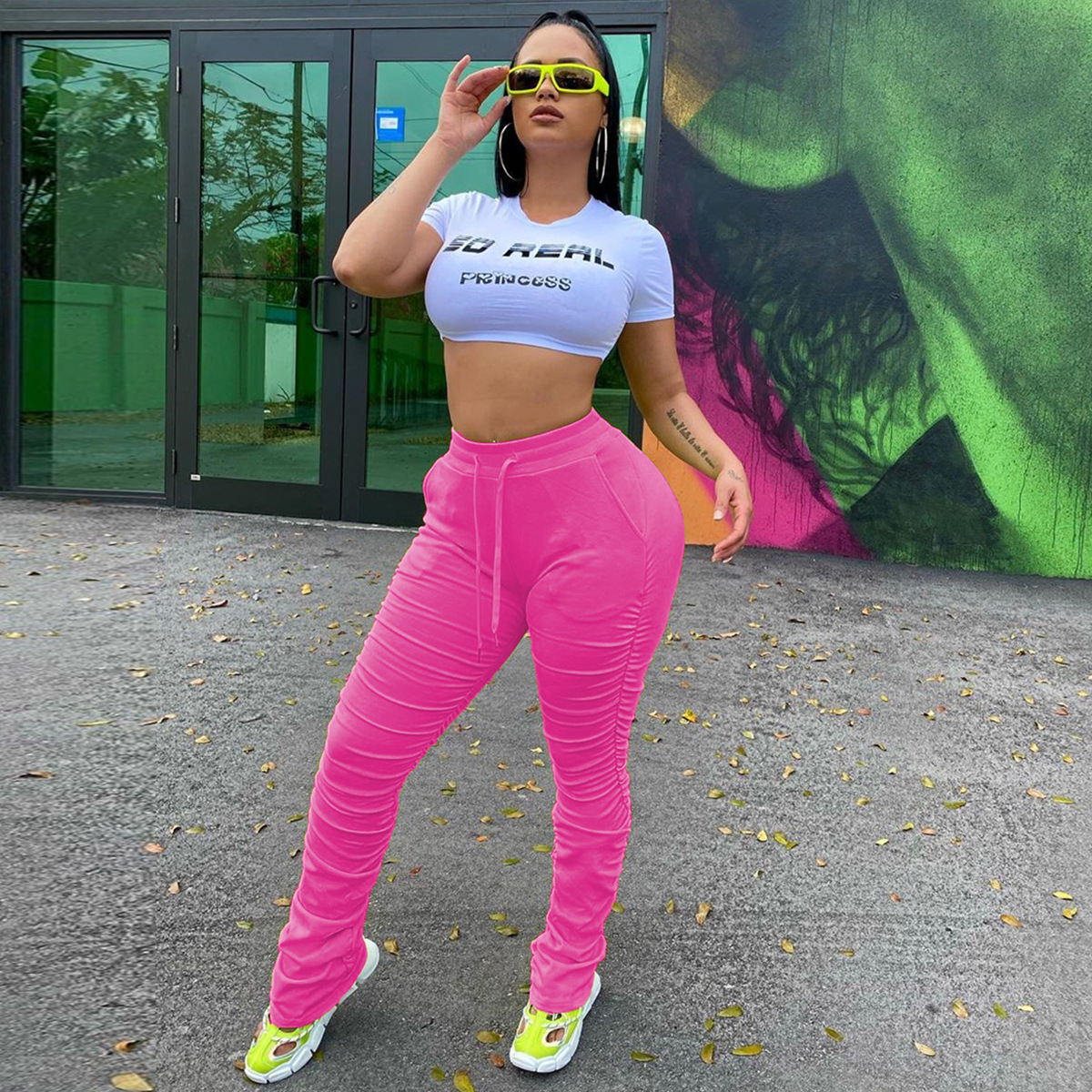 Sporty Style with High-waisted Pants