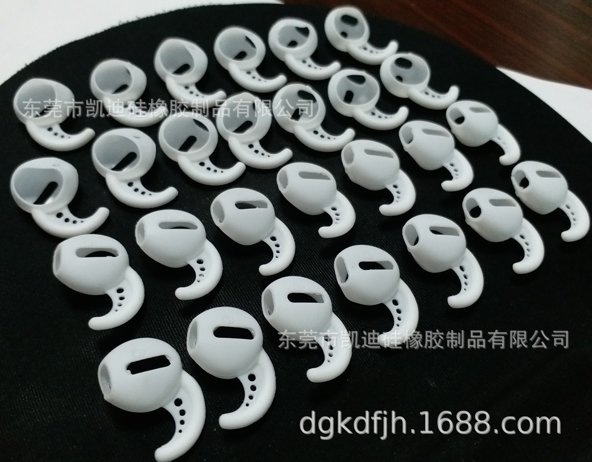 厂家直销新型游泳耳塞 硅胶耳塞 防水耳塞 鼻夹盒装 硅橡胶耳塞