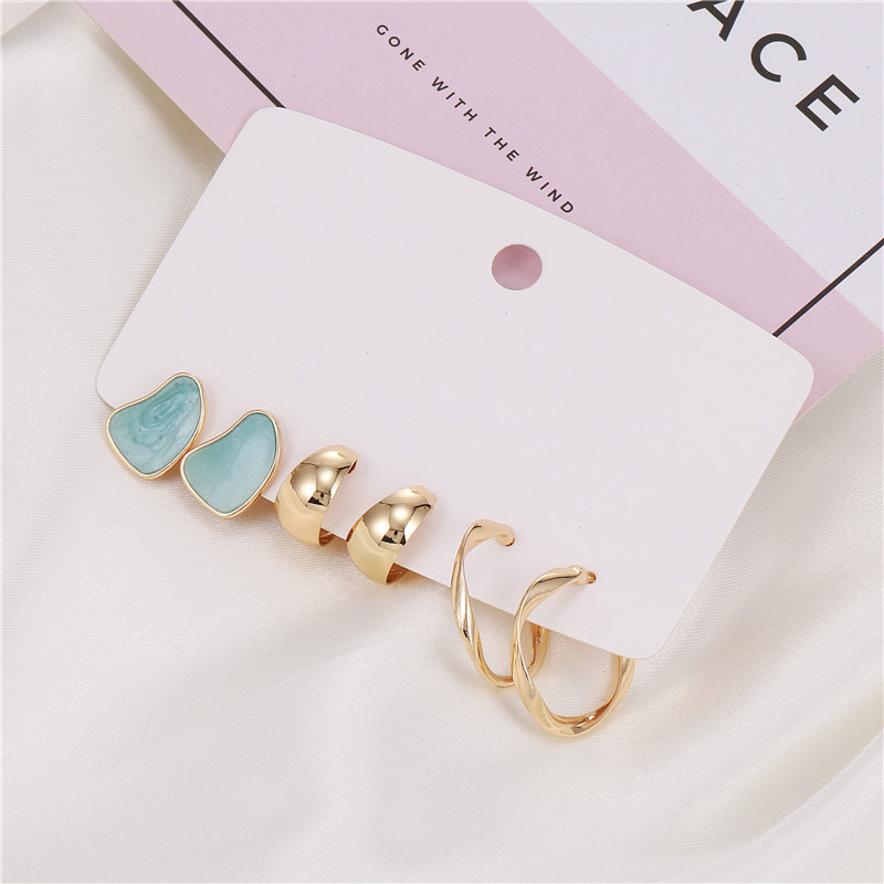 Ensemble De Boucles D&#39;oreilles Simples En Forme De C display picture 10