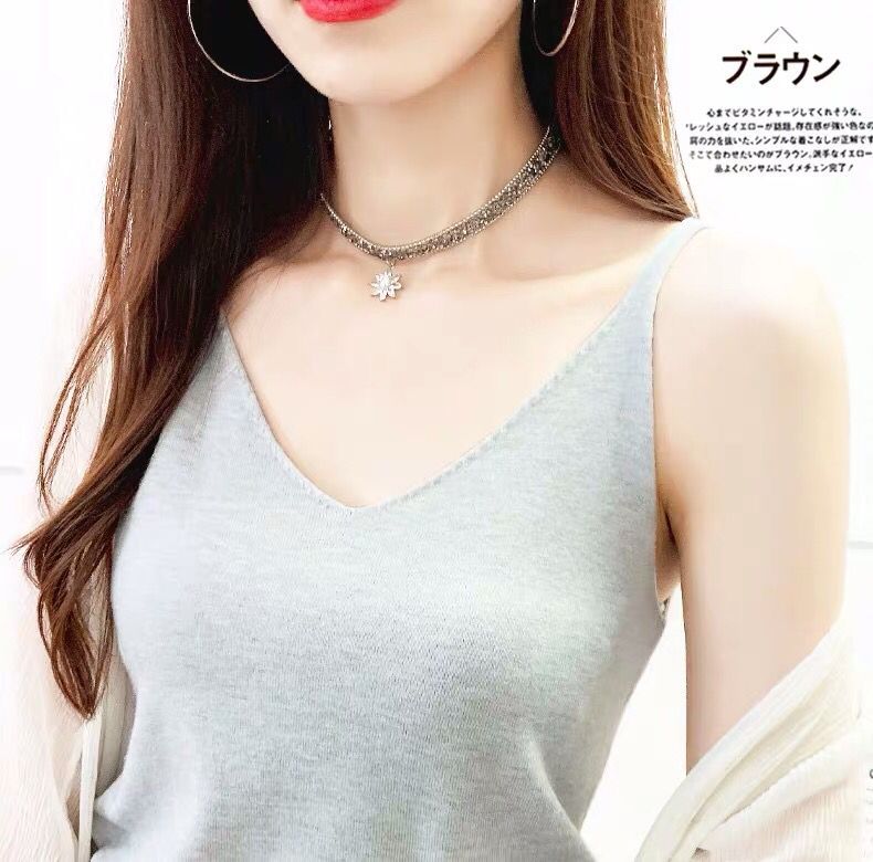 Knitted solid color fitted tank top
