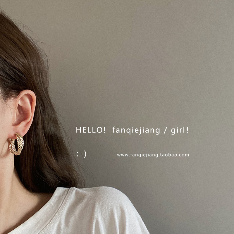 Retro matte universal small design elegant brand earrings
