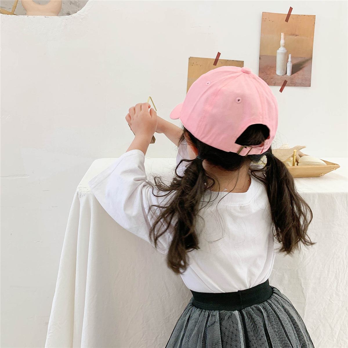 2021 Spring And Summer New Children's Hat Smiley Sun Hat Sun-proof Peaked Cap Girls Cute Cartoon Baseball Cap display picture 4