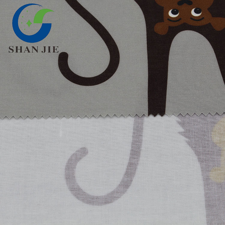 2020厂家直销300D卡通印花透明胶作面环保TPE防水牛津布箱包面料