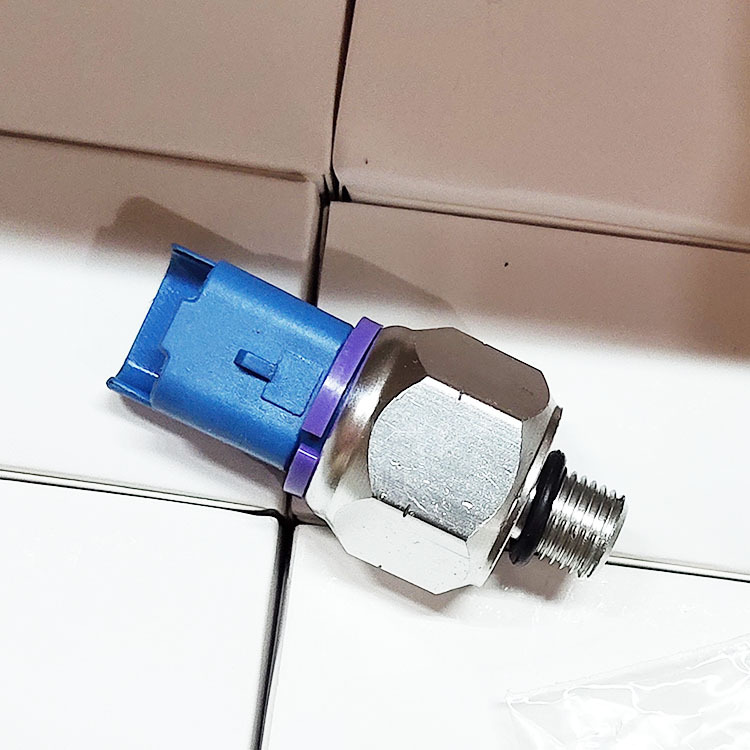 6G91-3N824-AA �����ڸ��������յ�ѹ�������� ��ѹ���ش�����