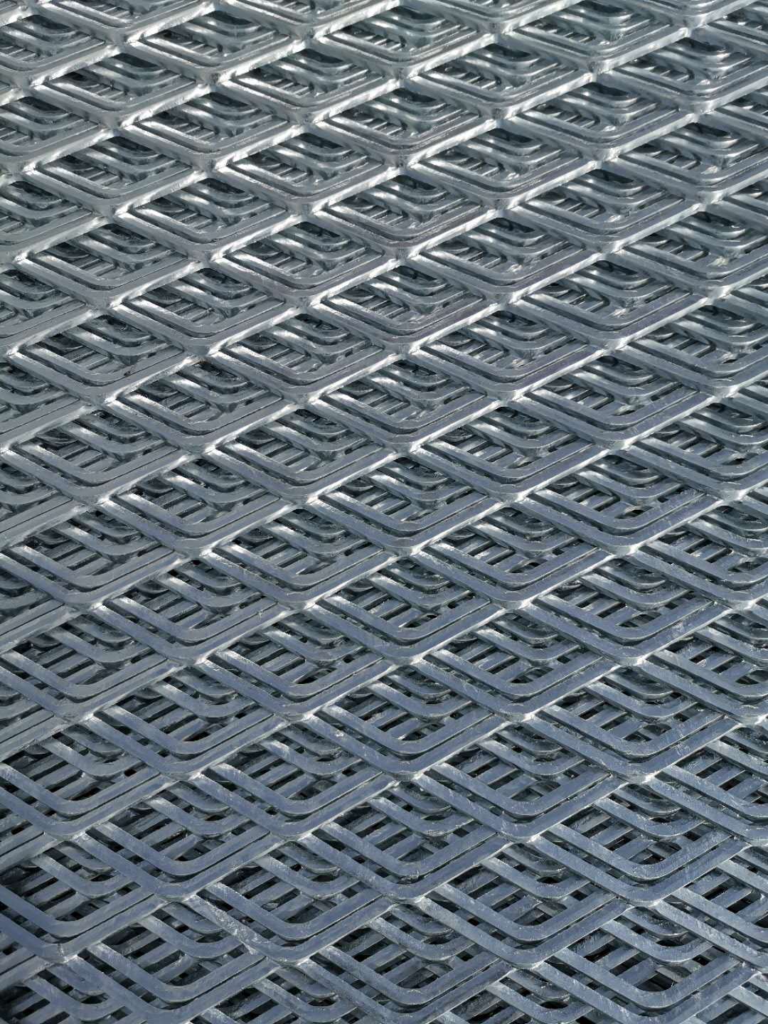 热镀锌钢板网冷镀锌钢板网电镀锌钢板网银色钢板网拉伸网脚踏板