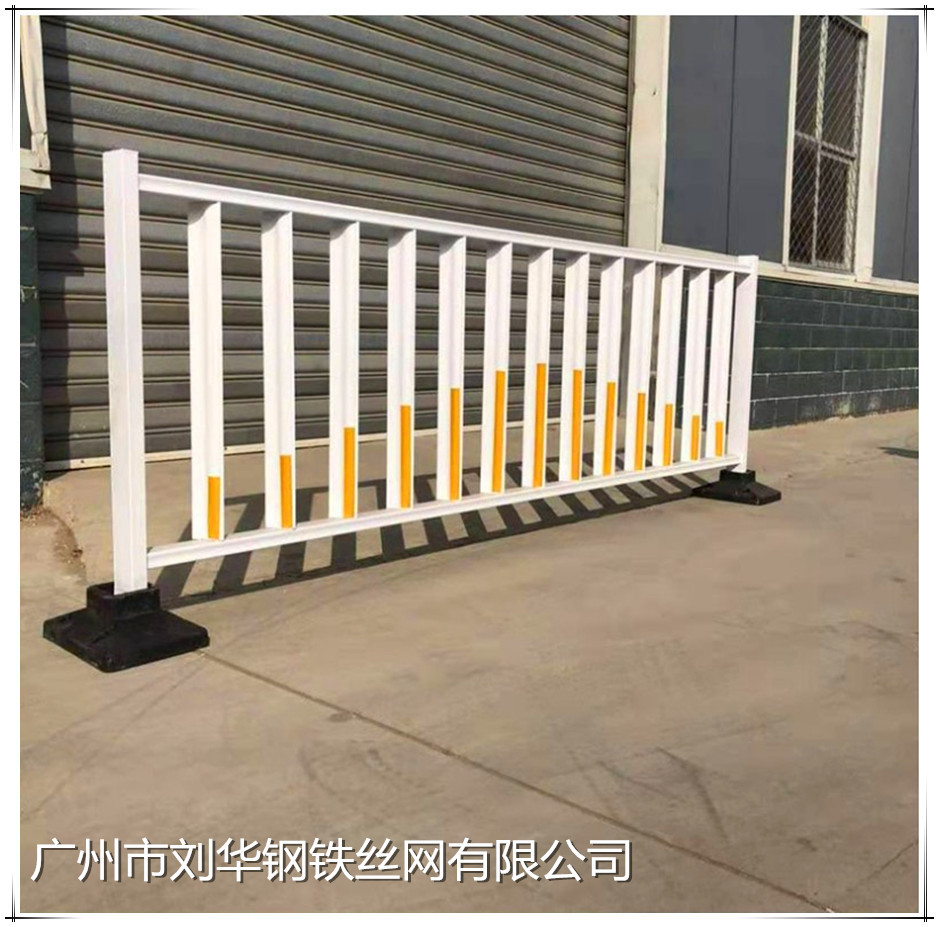 人行道路喷塑护栏 马路公路车辆交通防撞护栏 非机车车道路隔离栅