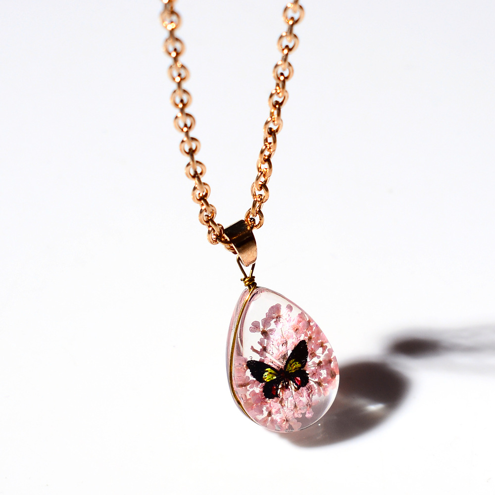 蝴蝶标本水滴项链