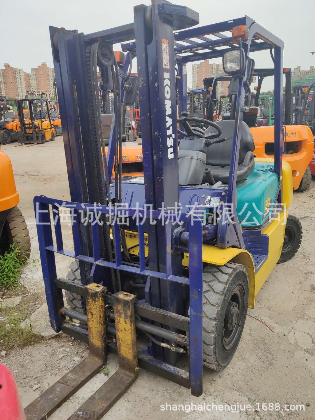 二手小松2吨柴油叉车，小松2.5吨 3吨 5吨叉车