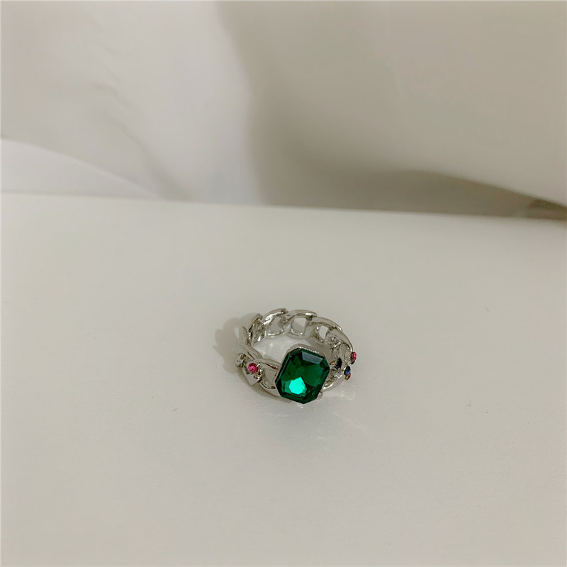 Pearl Zircon  Emerald Index Finger Ring display picture 2