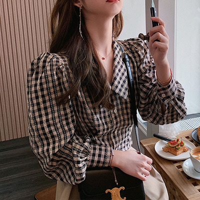 格子衬衫设计感小众复古港味秋季上衣2020年新款女ins气质衬衣潮