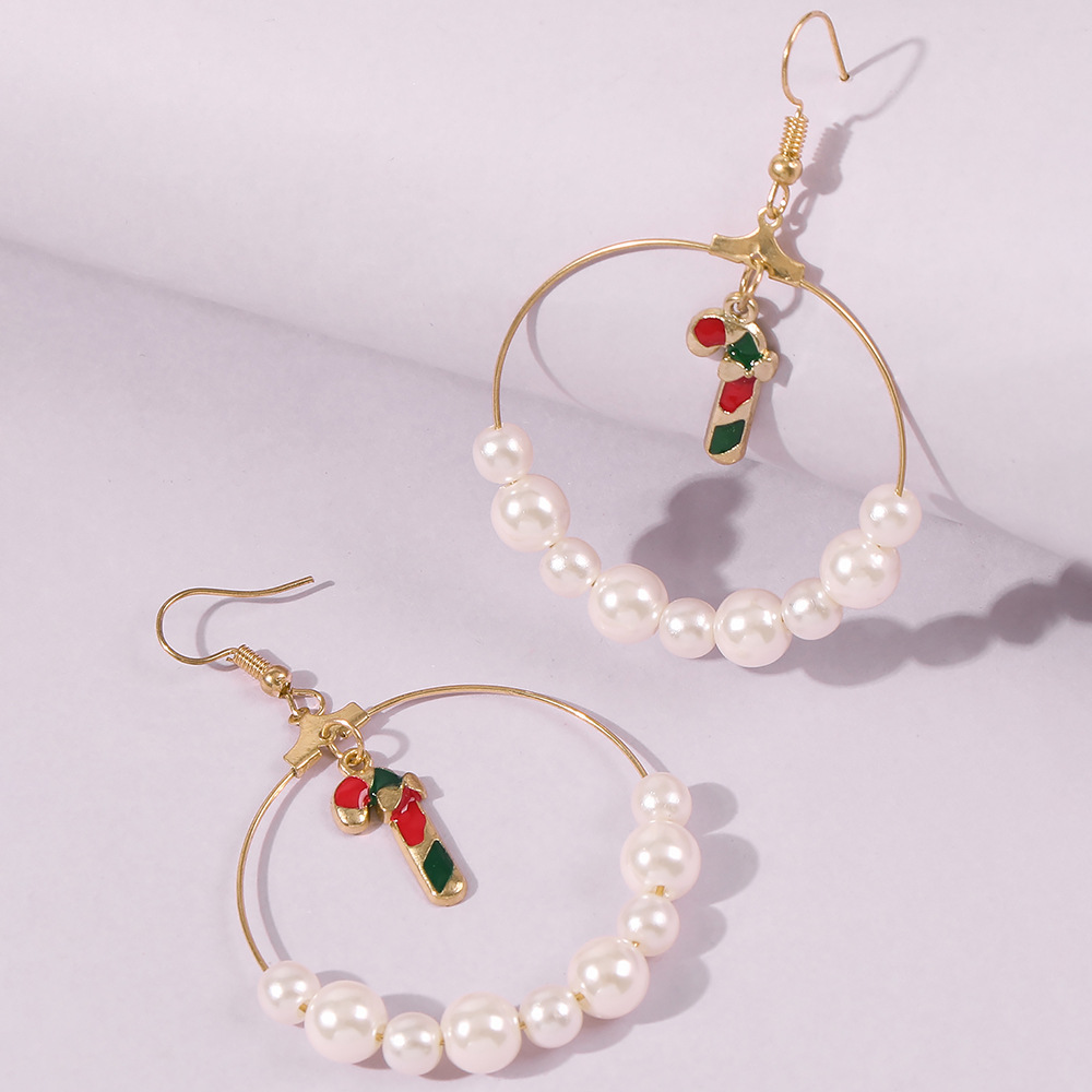 Boucles D&#39;oreilles Exagérées Grand Cercle Taille Perle Perle Arbre De Noël Élan Pour Femmes Vente Chaude display picture 13