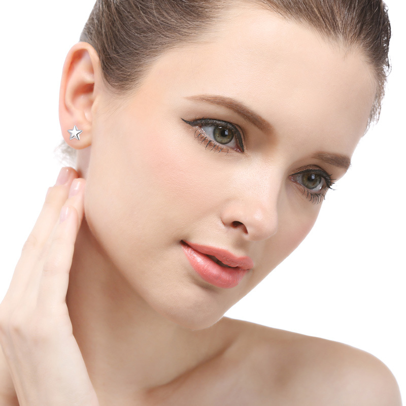 Pendientes asimétricos de plata s925 pequeño triángulo simple fresco pendientes femeninos del todo fósforo pendientes de la estrella entrega de una sola pieza