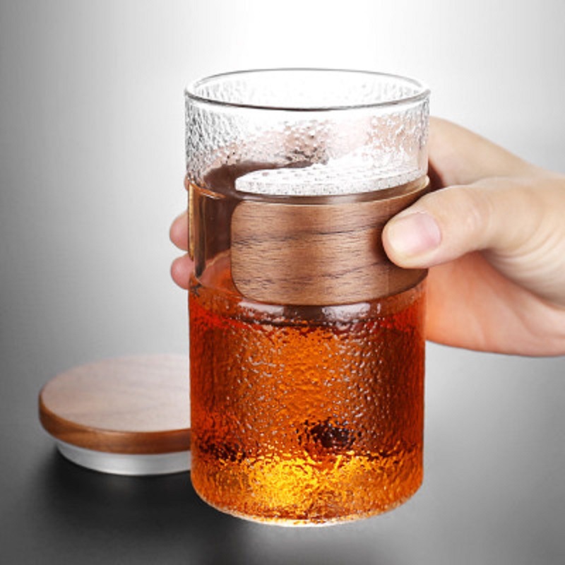 Vidrio resistente al calor taza de agua cubierta de madera taza de té verde patrón de martillo separación de té con tapa filtro Oficina taza de té taza de agua caliente