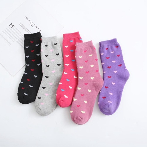 Women's winter and autumn thick padded warm crew socks, women's terry socks, floor socks factory wholesale from stalls