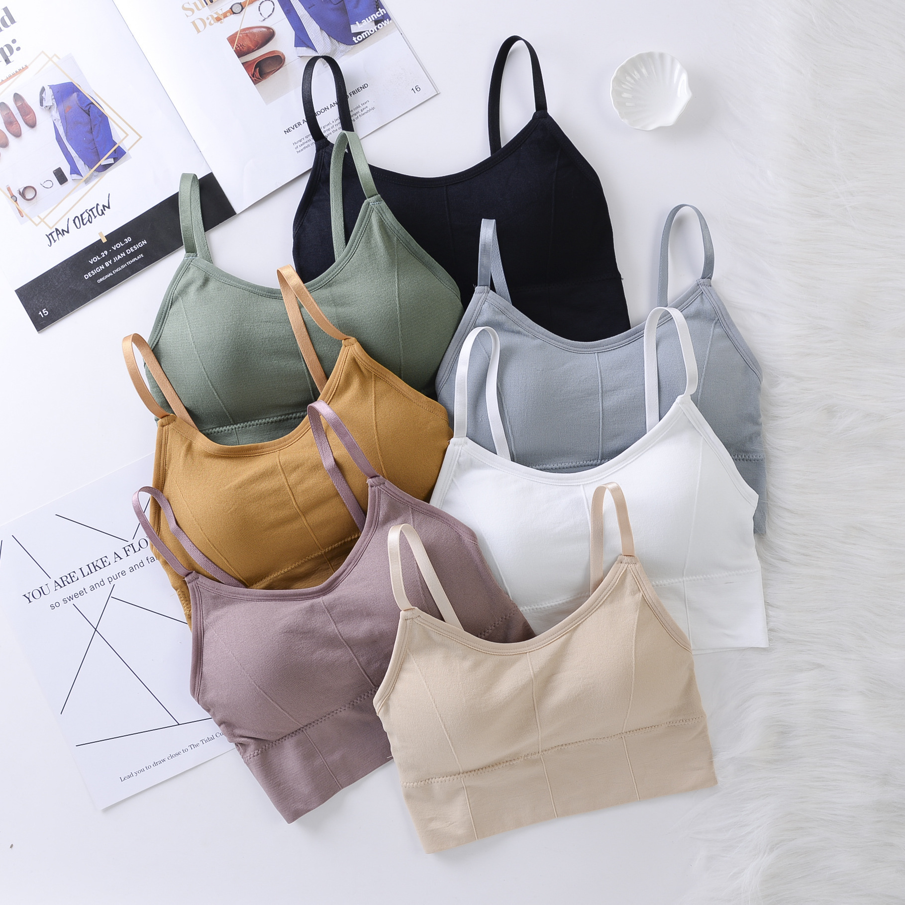 On behalf of Kaka seamless 646 Wrap chest Beautiful back camisole lady Wireless Underwear undergarment covering the chest and abdomen motion vest