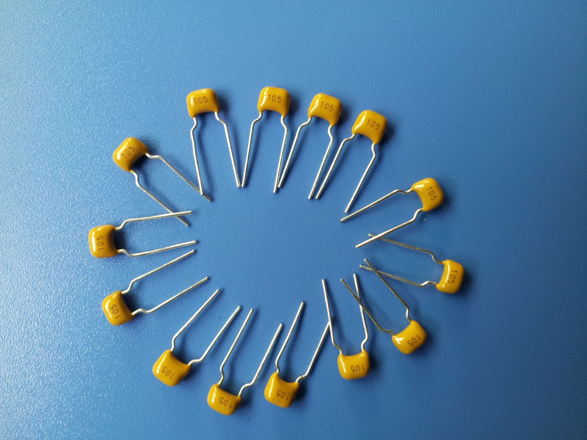 独石电容积层贴片电容CBB电容铝电解电容厂家直销品质保证