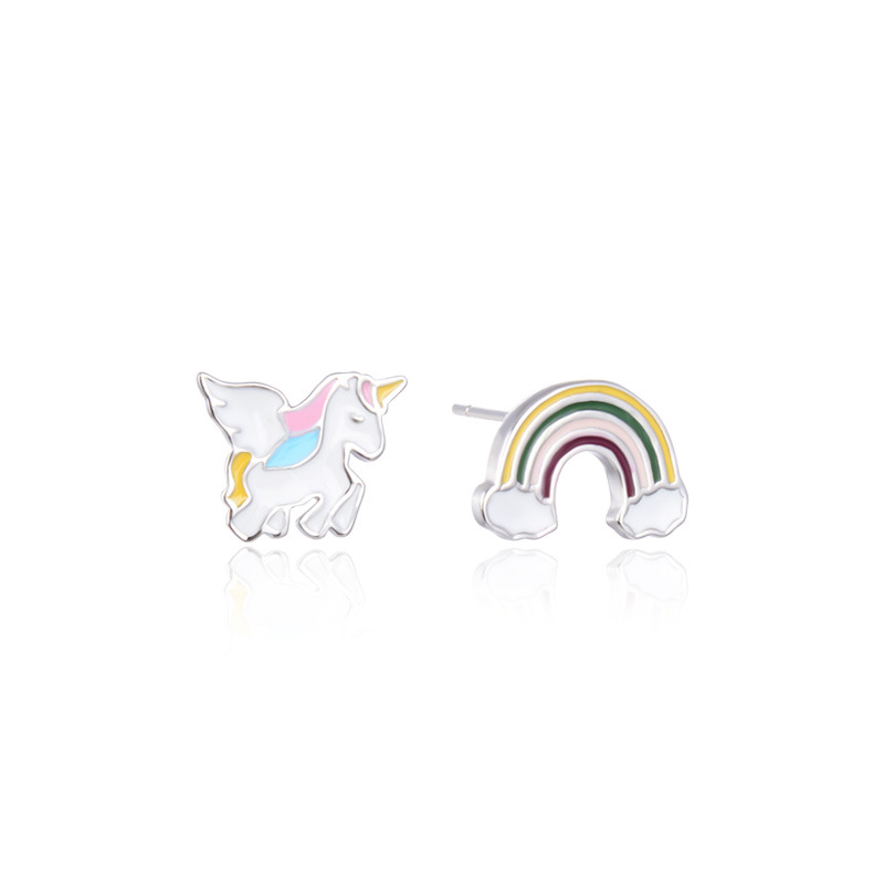 Arco Iris de dibujos animados asimétrico s925 pendientes de plata dulce fresco Mori chica pendientes fuente de fábrica al por mayor
