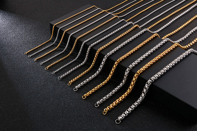 Simple Style Solid Color Titanium Steel Plating Chain Necklace 1 Piece display picture 1