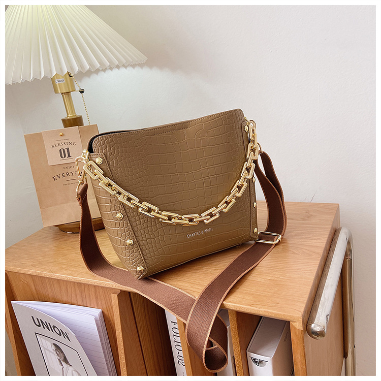 New Trendy Fashion Trend Bucket Bag display picture 38