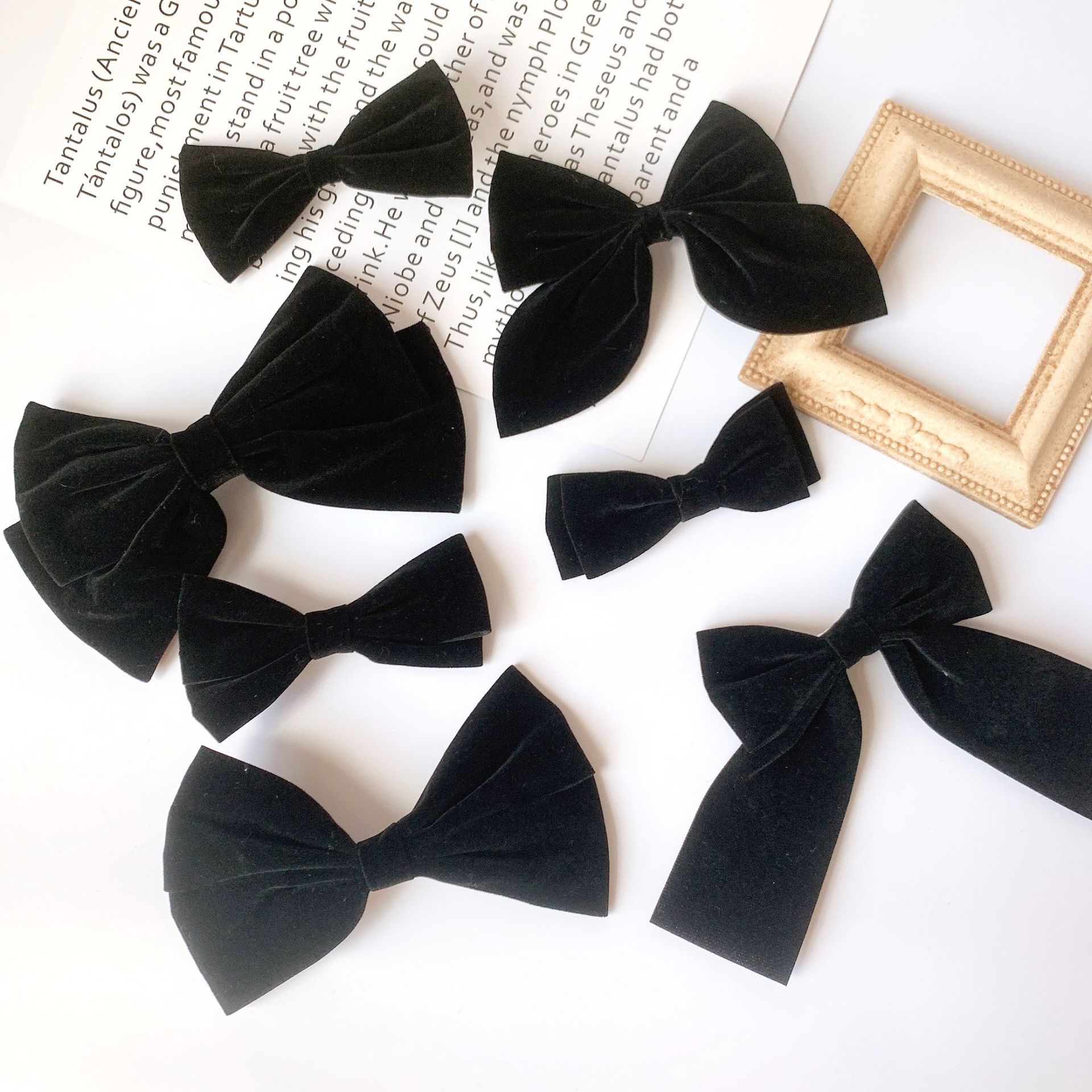 Bow Velvet Hairpin Side Clip Korean Hair Accessory Wholesale display picture 4