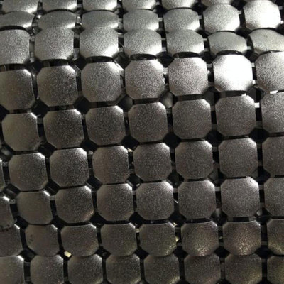 廠家定制電鍍幻彩鋁網布箱包金屬片輔料金屬垂簾金屬布各種規格