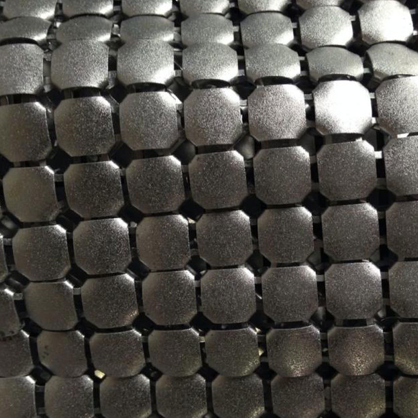 廠家定制電鍍幻彩鋁網布箱包金屬片輔料金屬垂簾金屬布各種規格