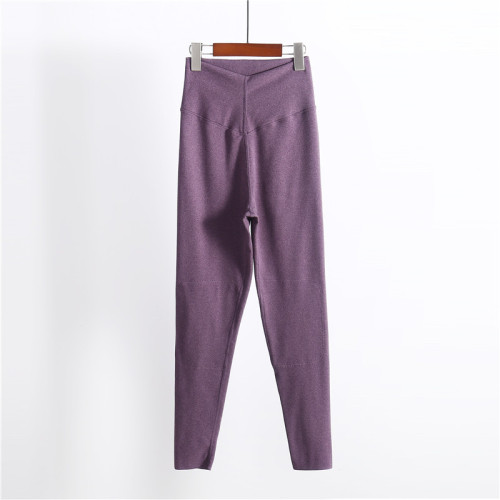 Winter and Autumn Women's Thermal Insulating Leggings with High Waist and Knee Warmers as Base Layer Innerwear