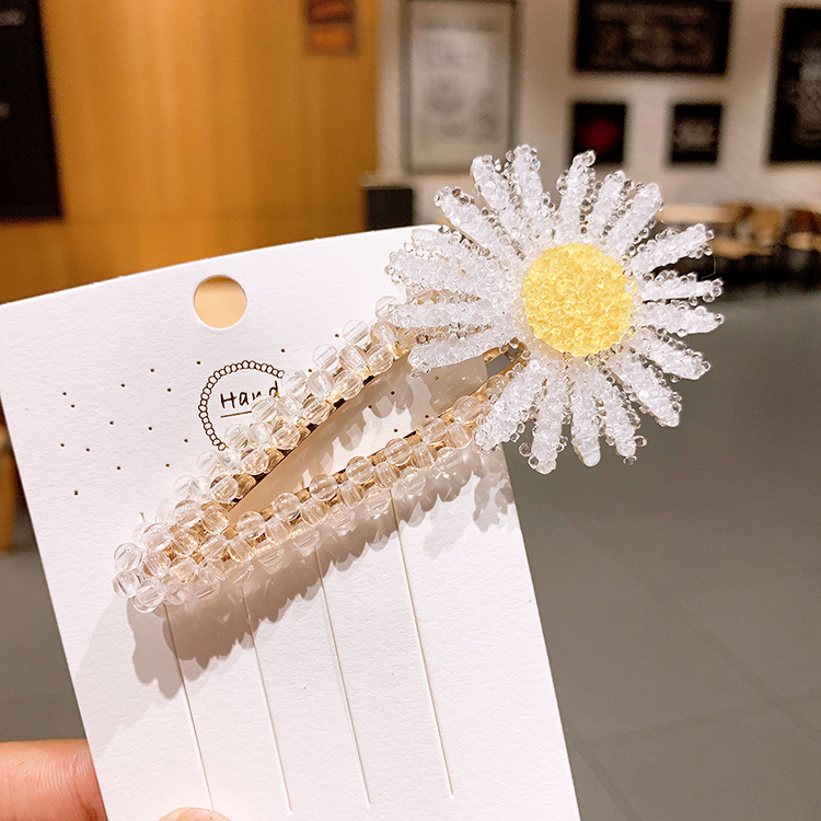 Korean Fashion Spring And Summer Small Daisy Hairpin Crystal Bb Clip Flower Rhinestone Edge Clip Mori Headdress display picture 7