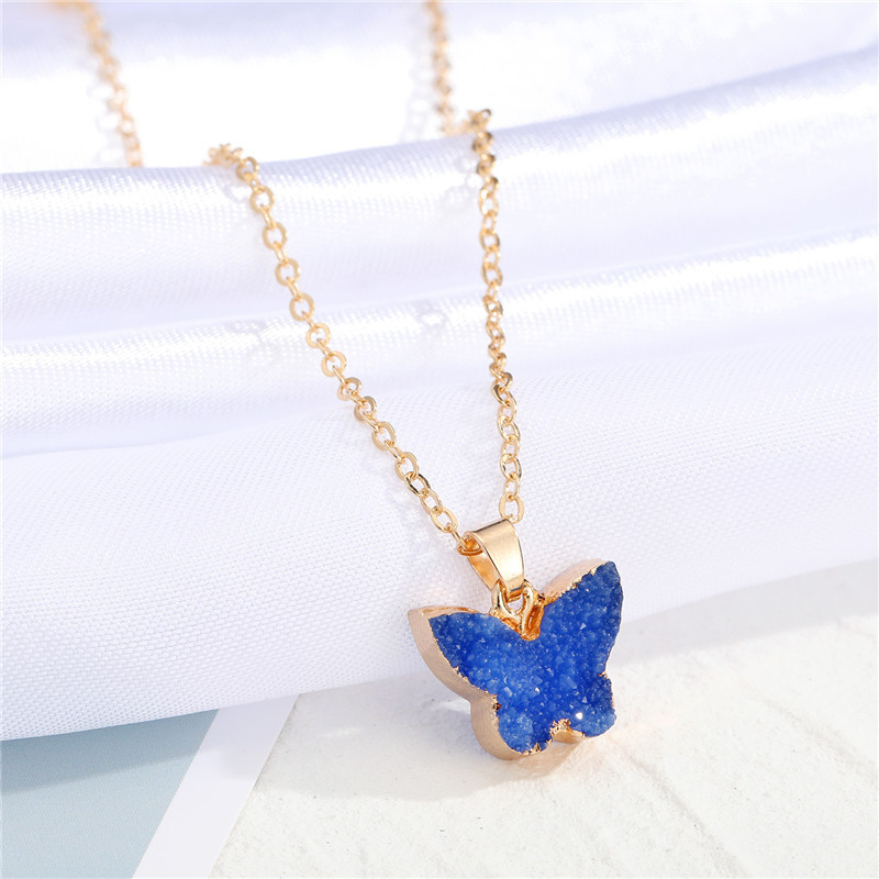 imitation natural stone butterfly pendant necklace