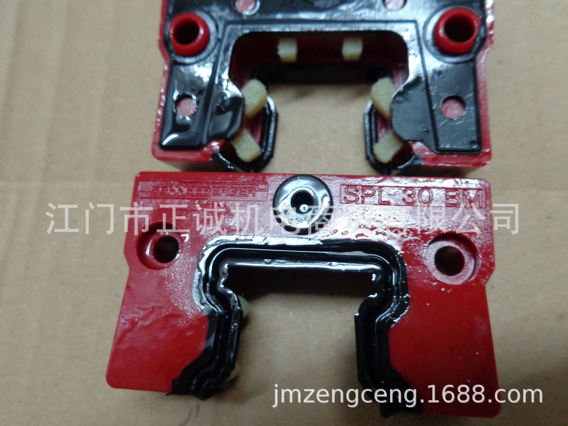 瑞士Schneeberger滑块自润滑装置SPL65-MR