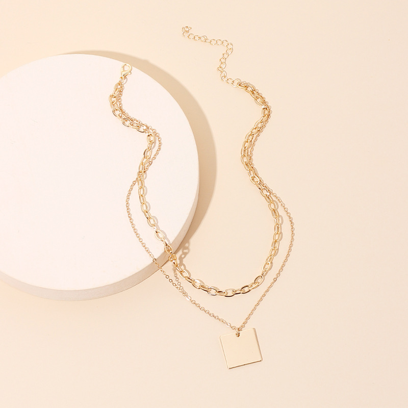13g Weight Necklace Classification Wedding, Travel Occasion Women'S Gender Fashion Style Gold Color Geometric Golden Glossy Multi-layer Necklace 4