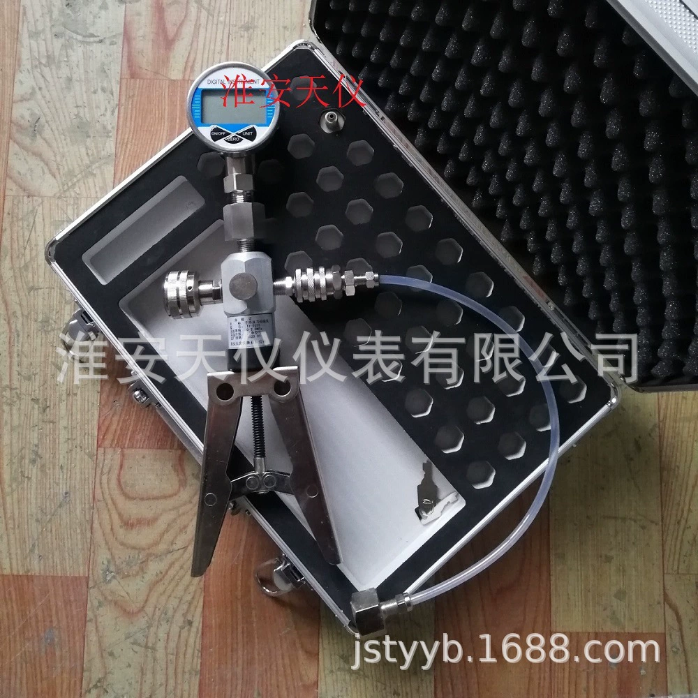 Ручной анализатор давления Ручное оборудование для обнаружения давления Легкий источник давления газа Ручной щипцы насос давления