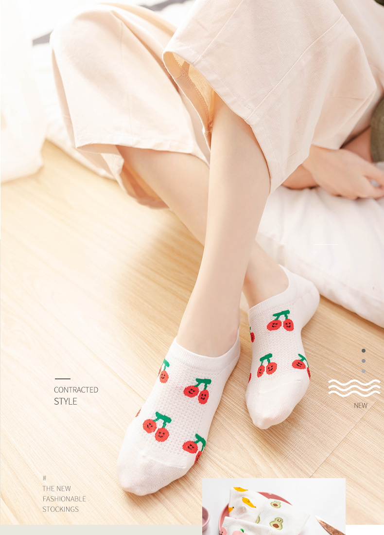 Invisible socks_01.jpg