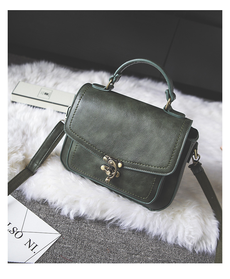 2024 neue kleine quadratische Tasche Retro-Stil Handtasche PU-Leder Retro Lock Schnalle beliebte Mode vielseitige Damentasche minimalistische kleine Tasche_voghion.com