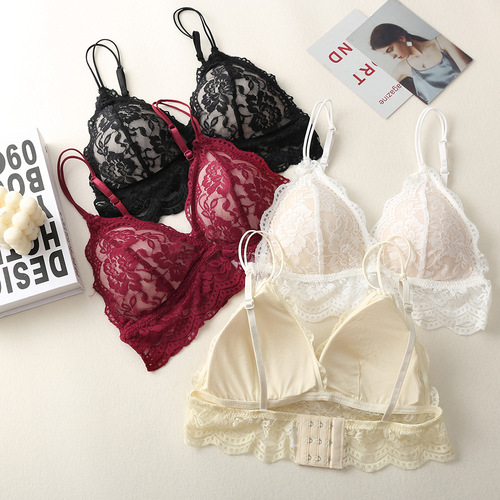 French triangle cup bra set, feminine back, hollow lace, wire-free underwear two-piece set