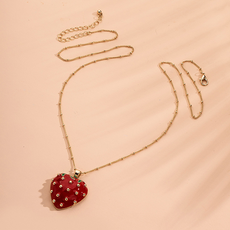 Fashion   Creative Strawberry Pendant Red Dripping Oil Three-dimensional  Fashion Necklace Wholesale display picture 3