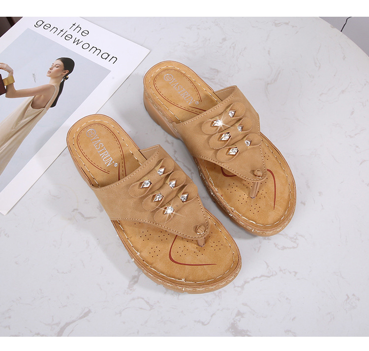 Wholesale of 2021 new style casual high-heeled sandals for women with round heads, cross-border large-sized women's sandals undefined