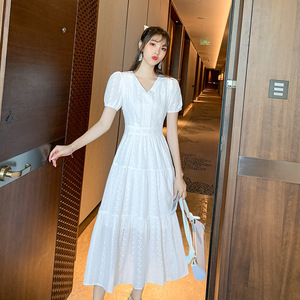 网红女装2020夏季韩版新款潮时尚V领裙子气质修身泡泡袖连衣裙女