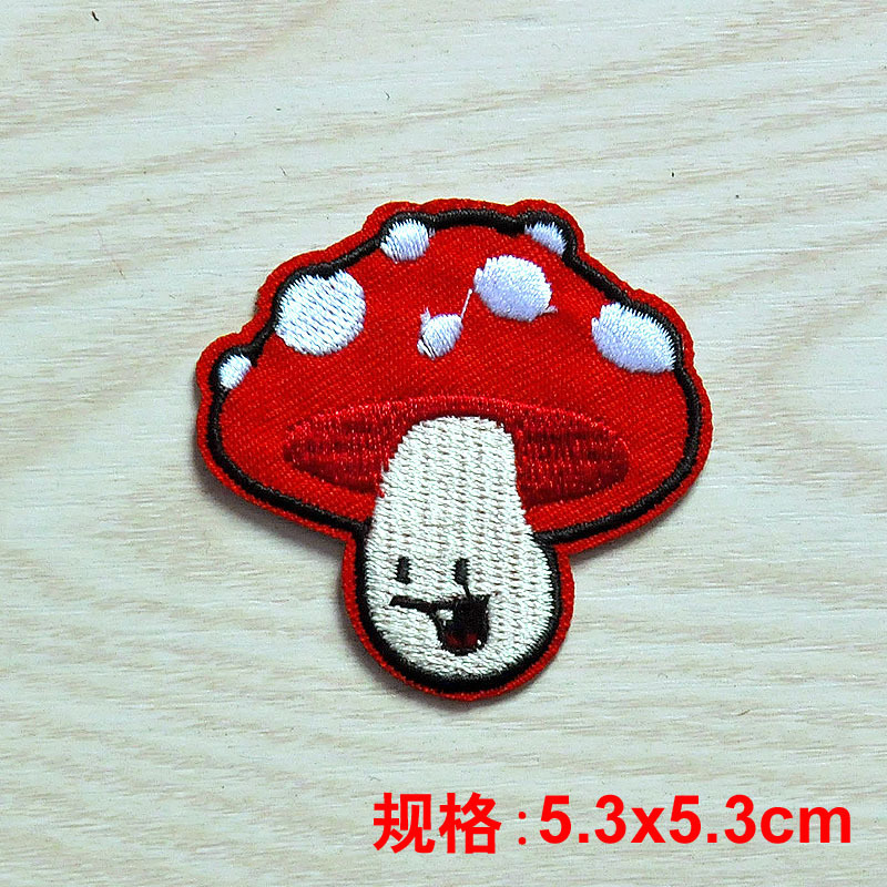 Amazon bordado Zhang Zi patatas fritas zapatos de árbol de coco ropa parche bolsa accesorios lápiz labial pastel bordado pegatinas de tela