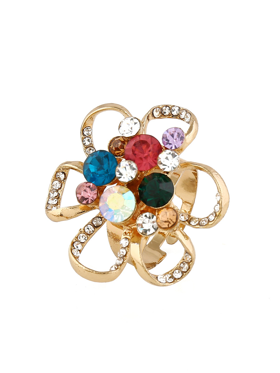 Retro Diamond Hollow Flower Ring display picture 19