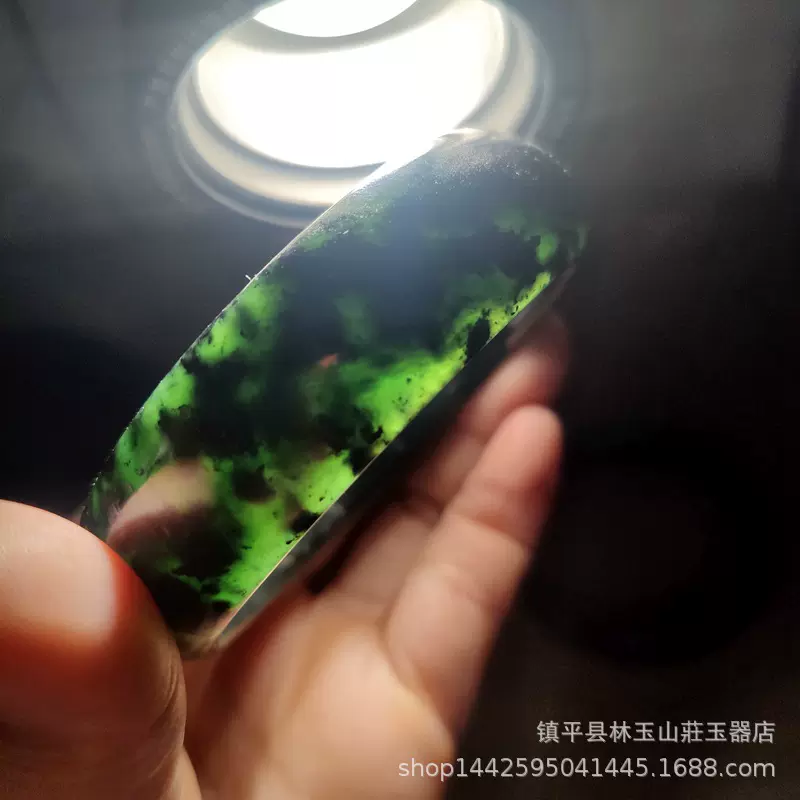 厂家a货蓝田墨玉玉镯子橄榄绿带磁性墨绿玉陨石手镯一件代发