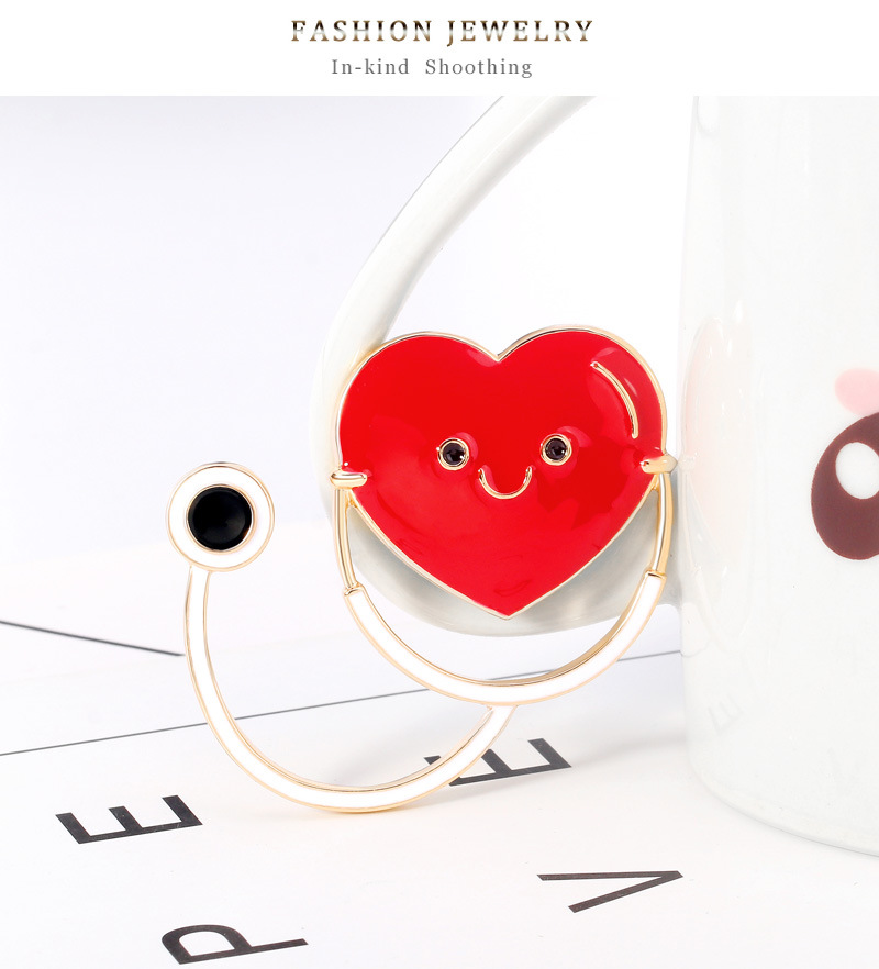 Hot Creative Cartoon Medical Heart-shaped Stethoscope Oil Drop Corsage Accessories  Wholesale Nihaojewelry display picture 8