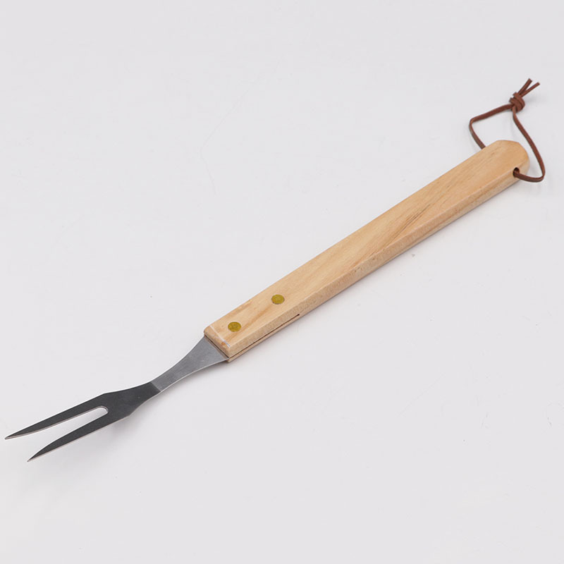 Directo de fábrica mango de madera de acero inoxidable de tres piezas herramientas de barbacoa utensilios de barbacoa tenedor pala clip de barbacoa traje de barbacoa