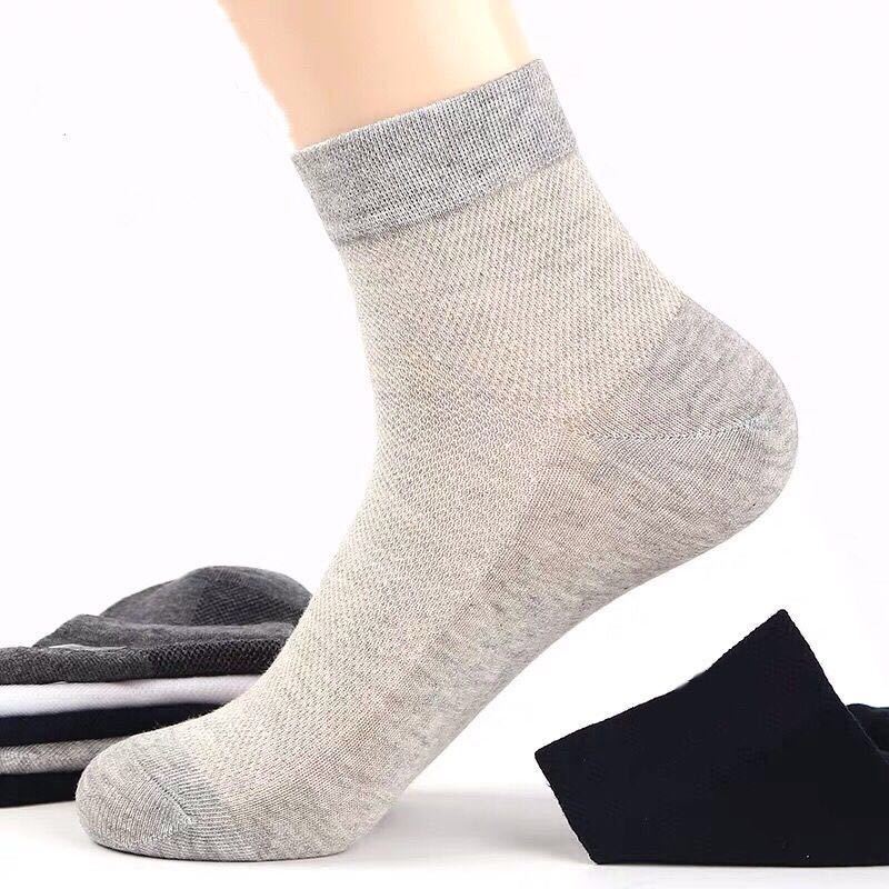 Summer socks male Sweat mesh Thin section Medium hose ventilation Short Socks Cotton socks man Independent packing
